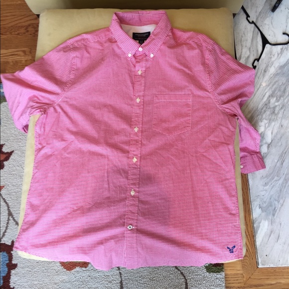 American Eagle Red and White Button Down - Picture 2 of 3
